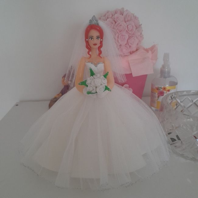 Muñeca de decoración para la mesa principal de novios falta el muñeco novio jaaj 4