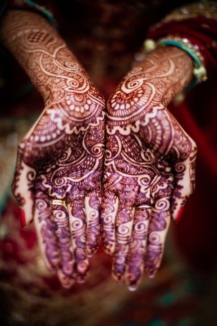 Mehndi o tatuaje con henna