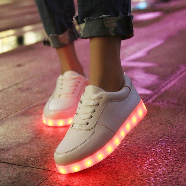 ¡Zapatillas con luz para el baile!  ¿Sí o no? 1