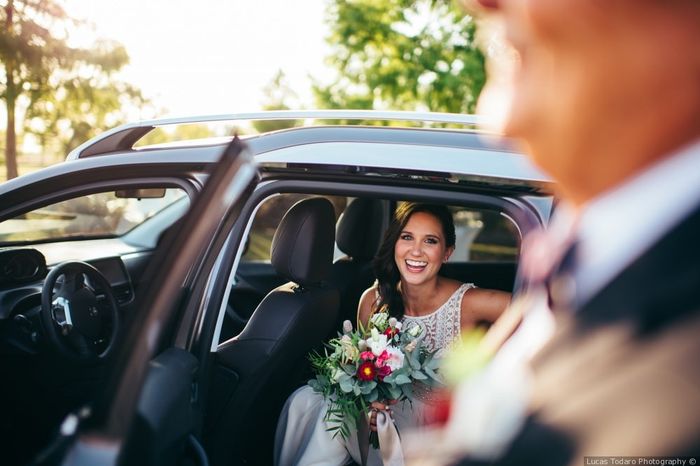 ¿Irás en tu auto a la ceremonia o alquilarán uno? 1
