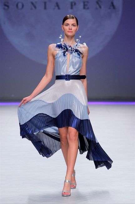 ¿Cuál de estos modelos lucirías como invitada? 2