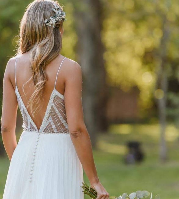 7 Espaldas descubiertas para tu vestido de novia: ¿Cuál? 2