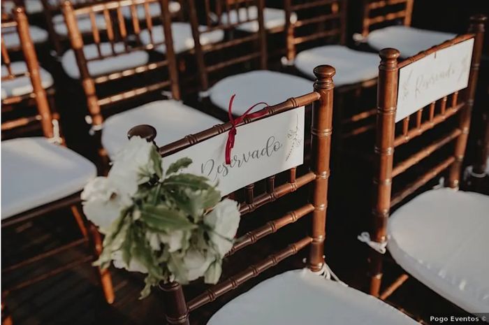 ¿Tienen pensado reservar las sillas de su ceremonia para sus familiares o más cercanos? 1