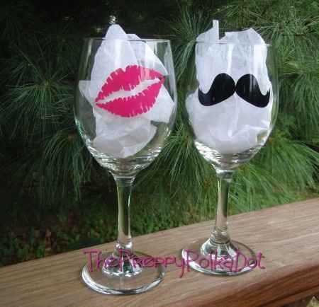 Casamiento Moustache and Kiss