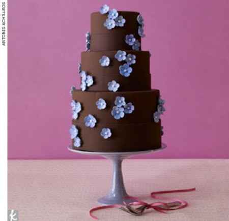 Pastel con flores de fondant