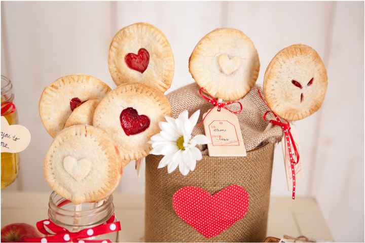 DIY pie pops