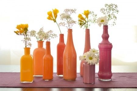 jarrones con botellas pintadas