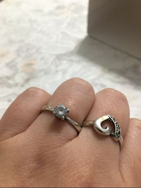 Estoy por comprar un anillo para proponerle casamiento a mi novia y no me decido... Me ayudan! 1