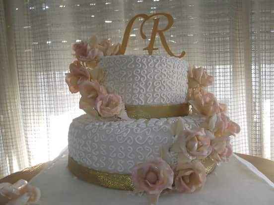 Tortas de casamiento decoradas con flores - 1