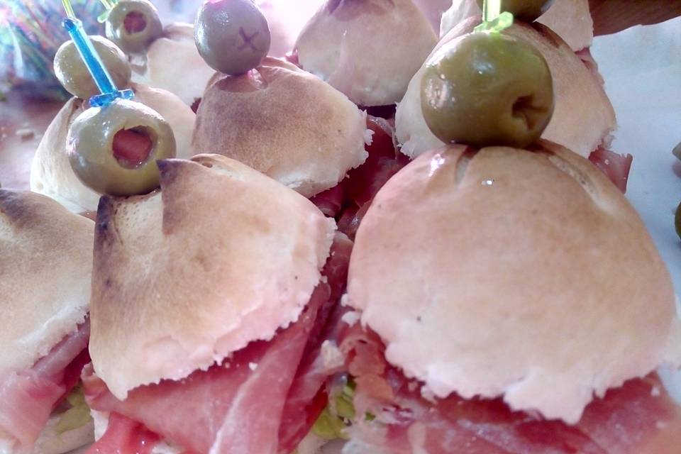 Sándwich de jamón crudo