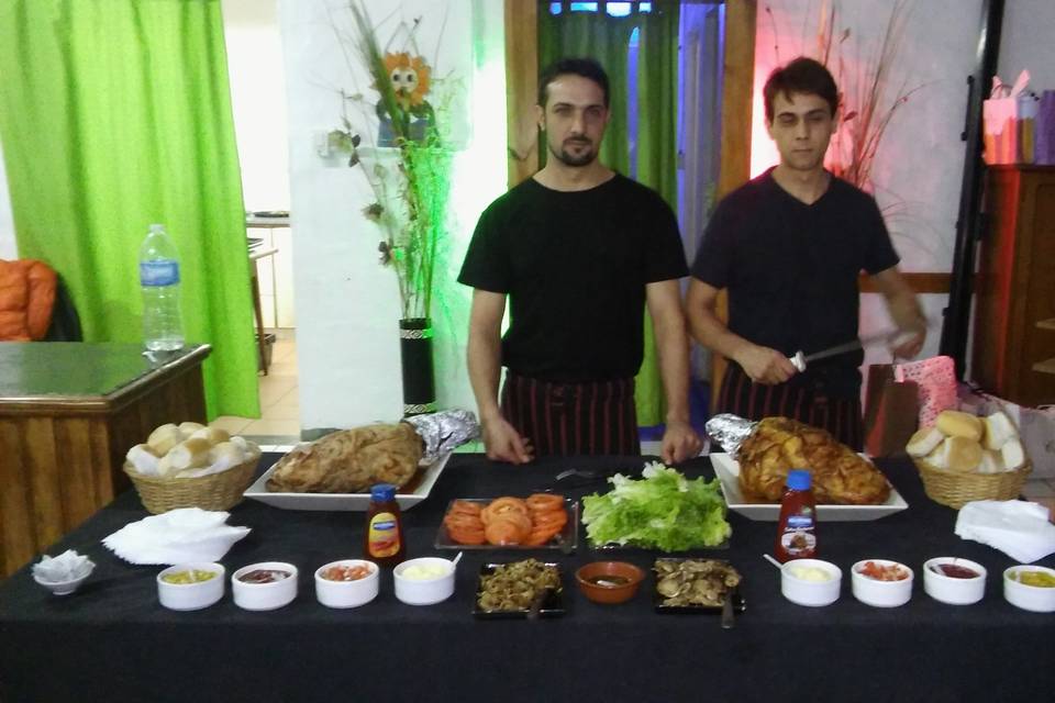 Servicio de pernil