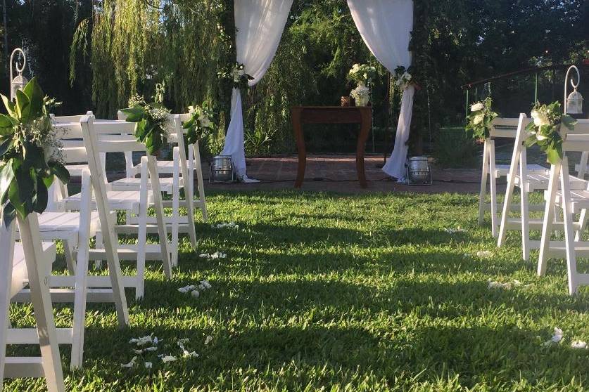 Ceremonia de día al aire libre