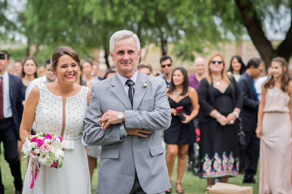 Entrada novia y padre