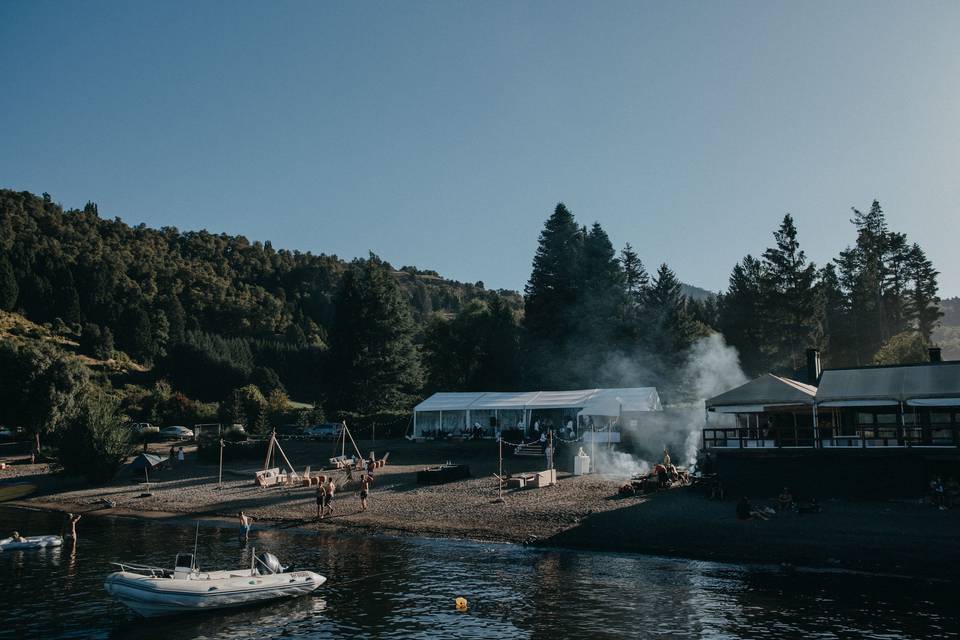 Boda en el lago