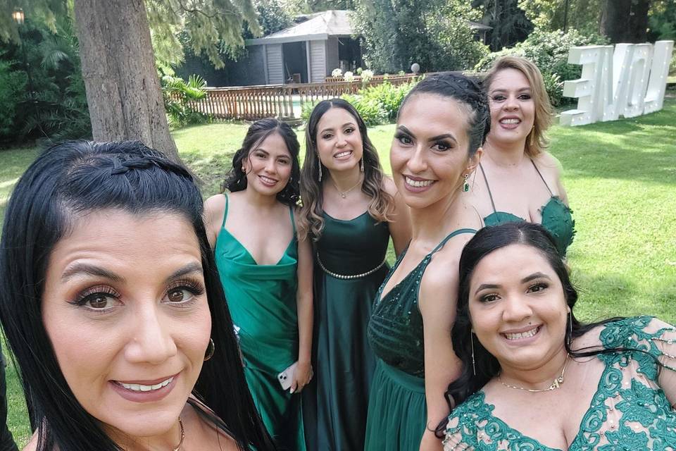 Damas de honor maquilladas