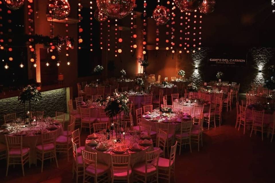 Salón decorado