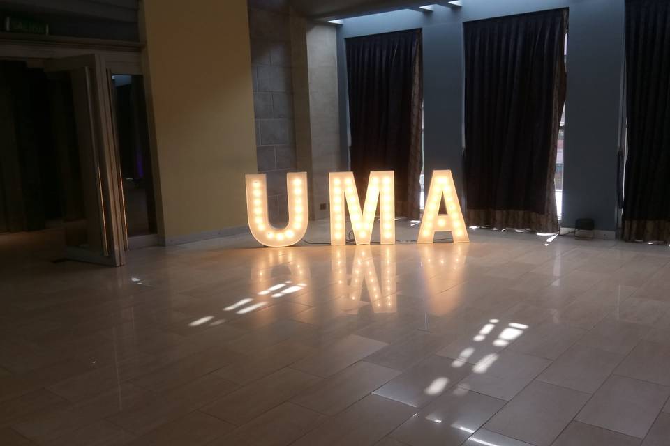 Letras luminosas