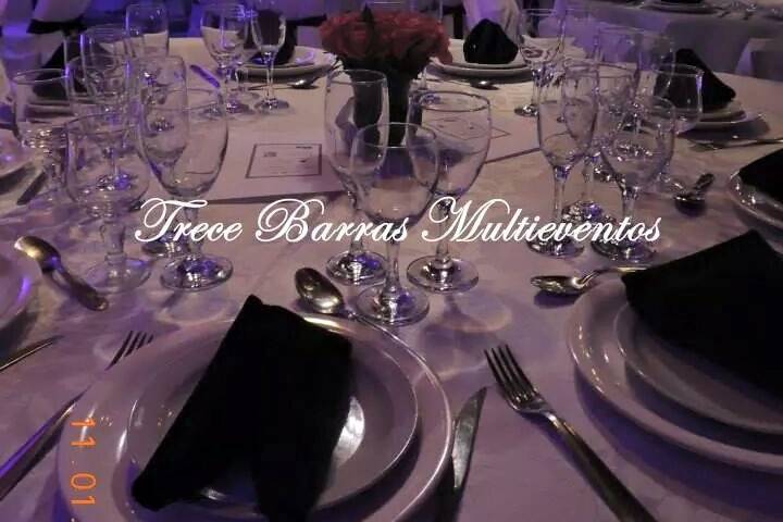 Salón noche con detalles