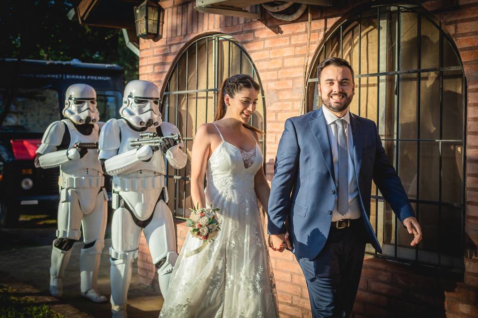 Stormtroopers con la pareja