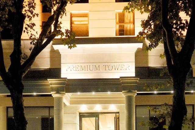 Premium Tower Suites