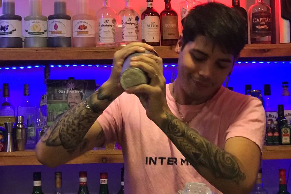 Bartender Marcel