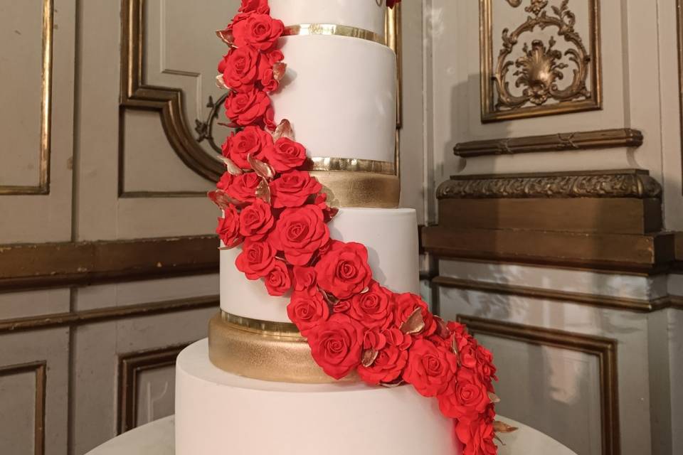 Cascada de rosas en pastel