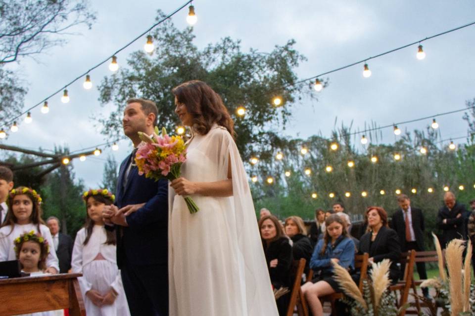 Novios en el altar