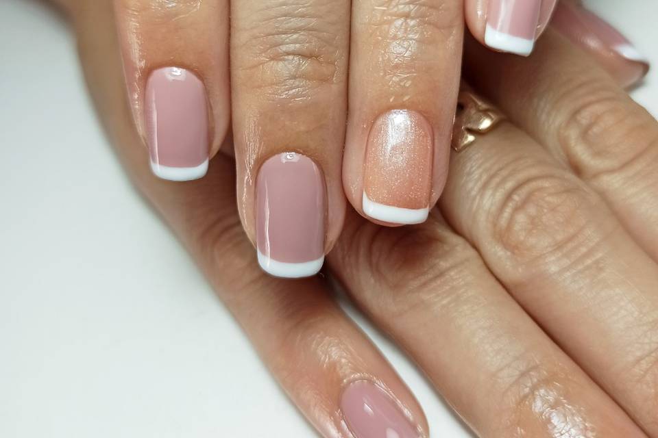 French nails