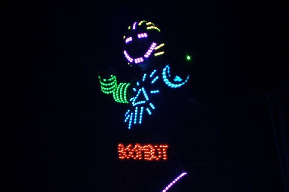 Robot led