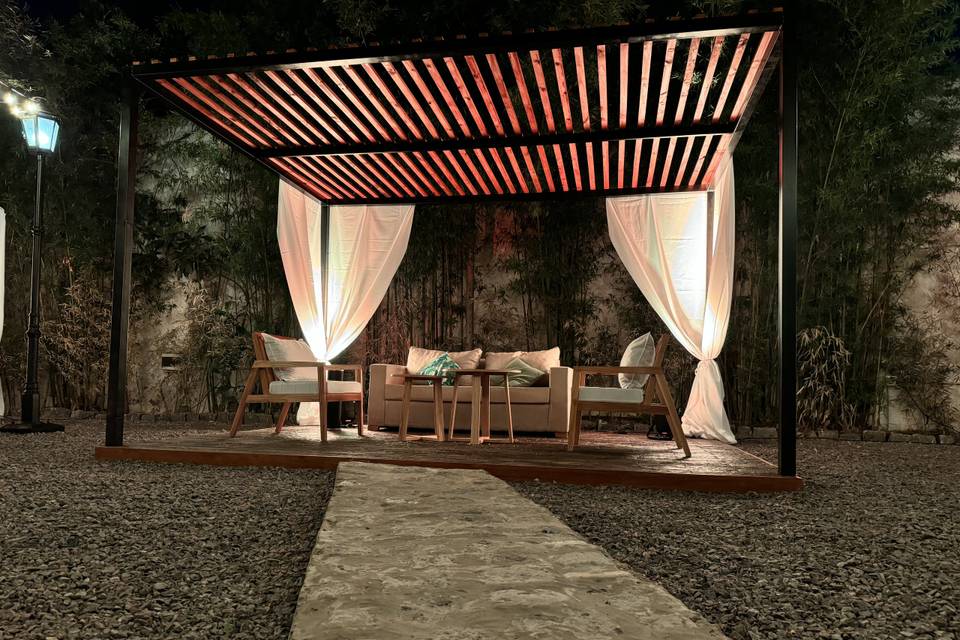 Pérgola exterior 1