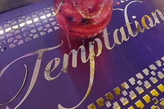 Temptations Barras & Catering