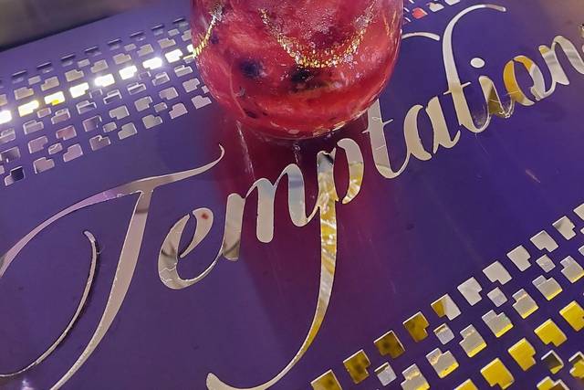 Temptations Barras & Catering