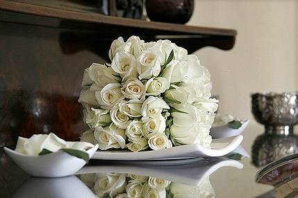 Diseño en rosas blancas