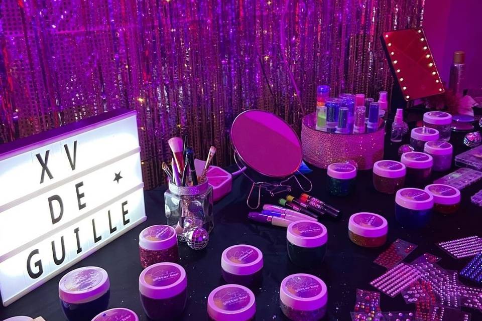 Stand con productos de glitter