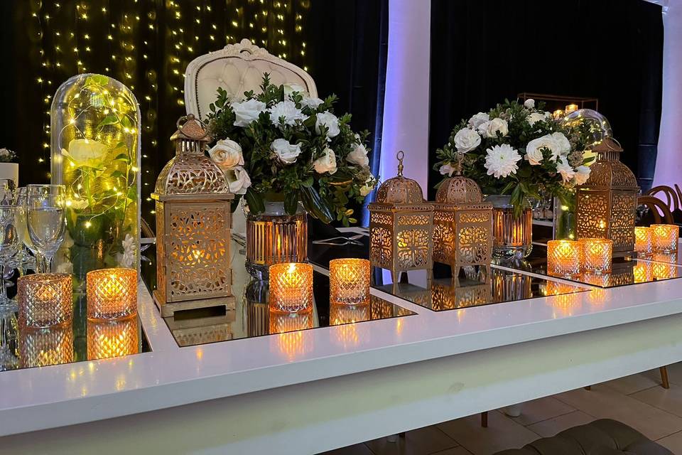 Adornos y mobiliario para eventos nupciales