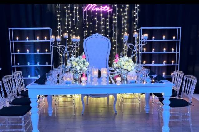 Adornos y mobiliario para eventos nupciales