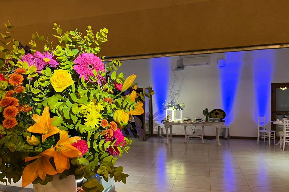 Adornos y mobiliario para eventos nupciales