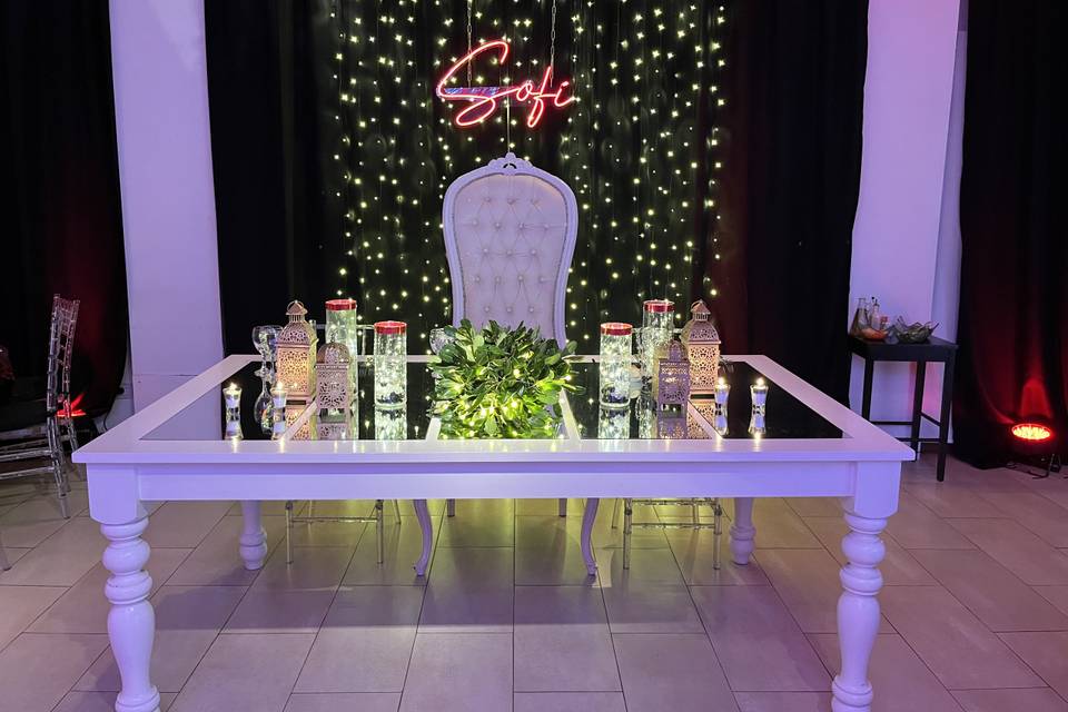 Adornos y mobiliario para eventos nupciales