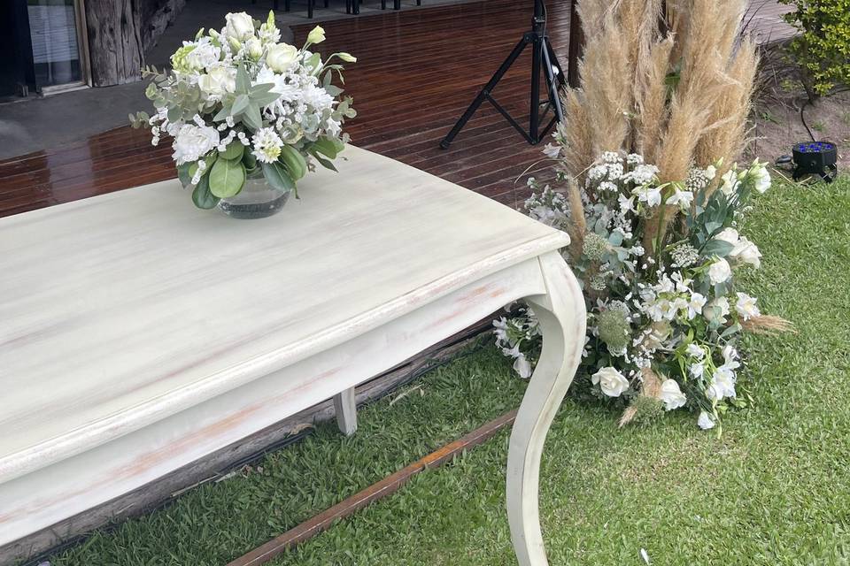 Adornos y mobiliario para eventos nupciales