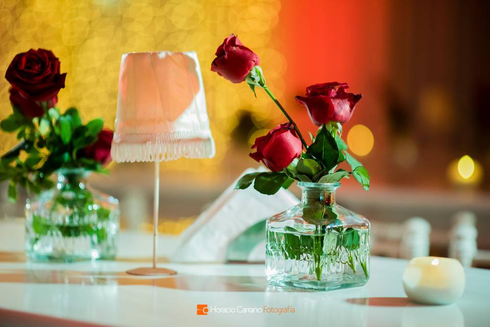 Adornos y mobiliario para eventos nupciales