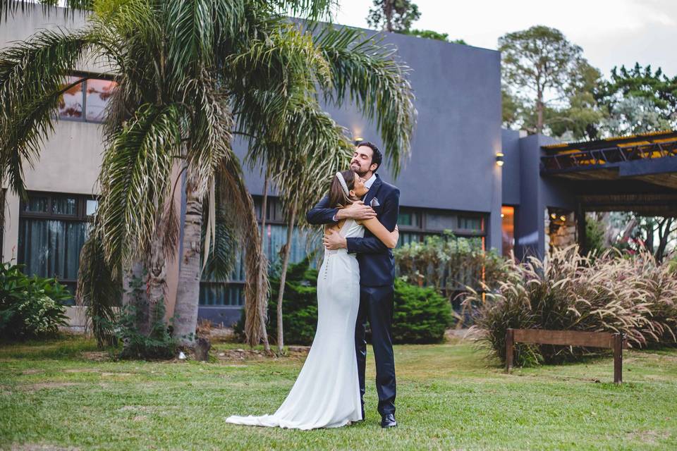 Fotos de parejas hacia el altar