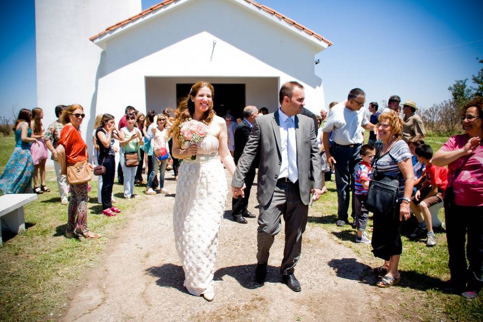 Saliendo de la capilla