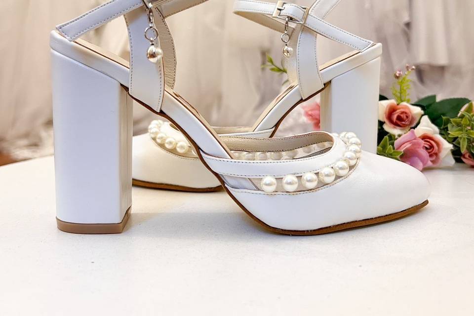 Zapatos de novia con perlas