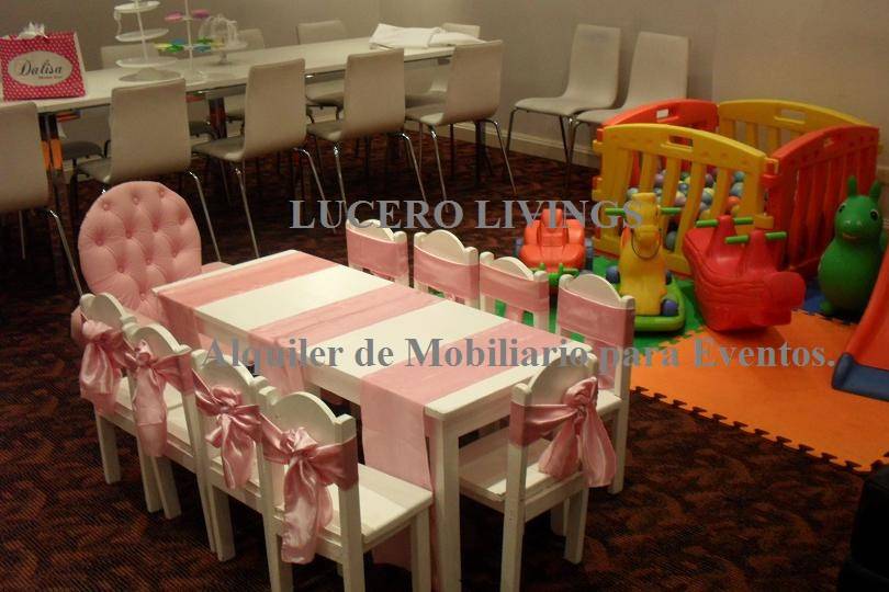 Mini livings y plaza blanda