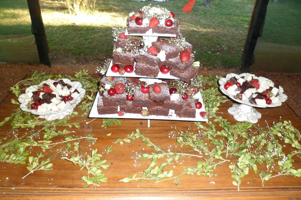 Carpa con mesa dulce