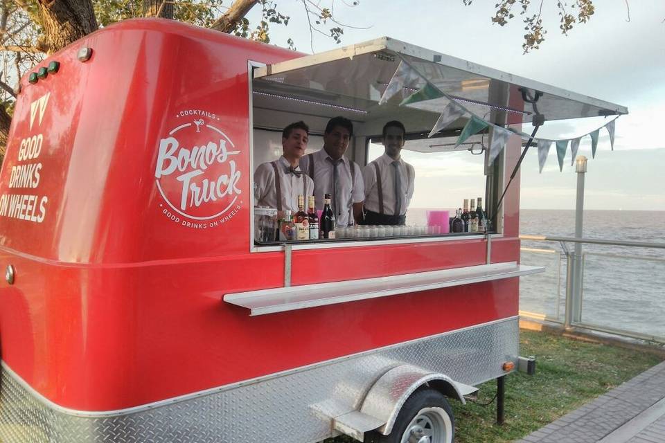 Bonos truck trailer