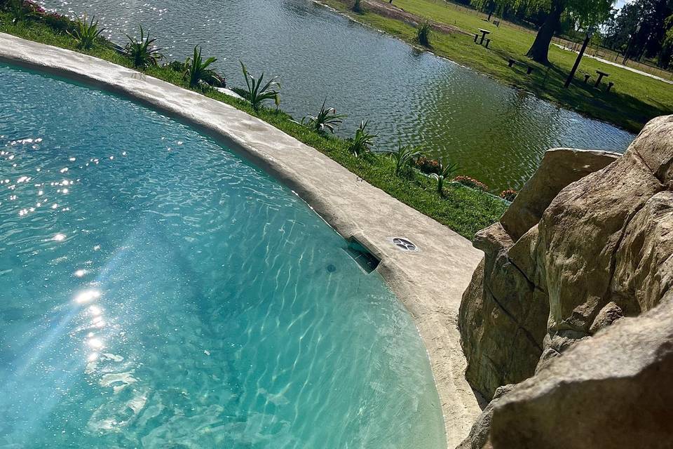 Hermosa piscina para disfrutar