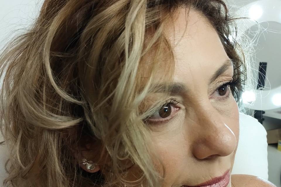 Ivana Campana Estudio de Maquillaje