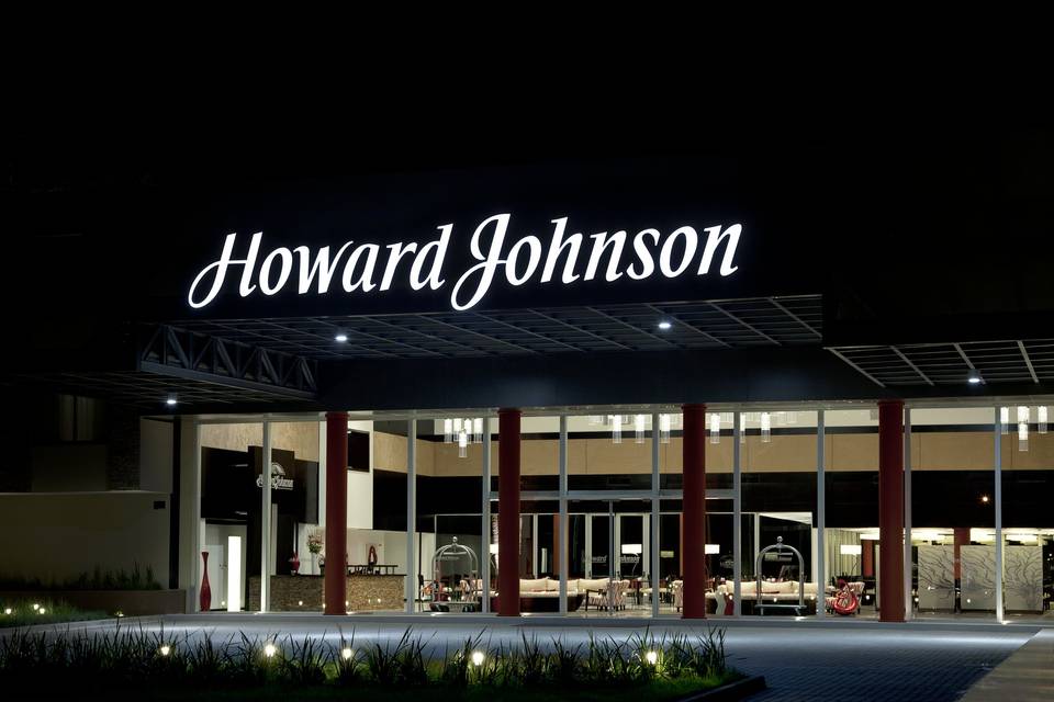 Howard Johnson Luján