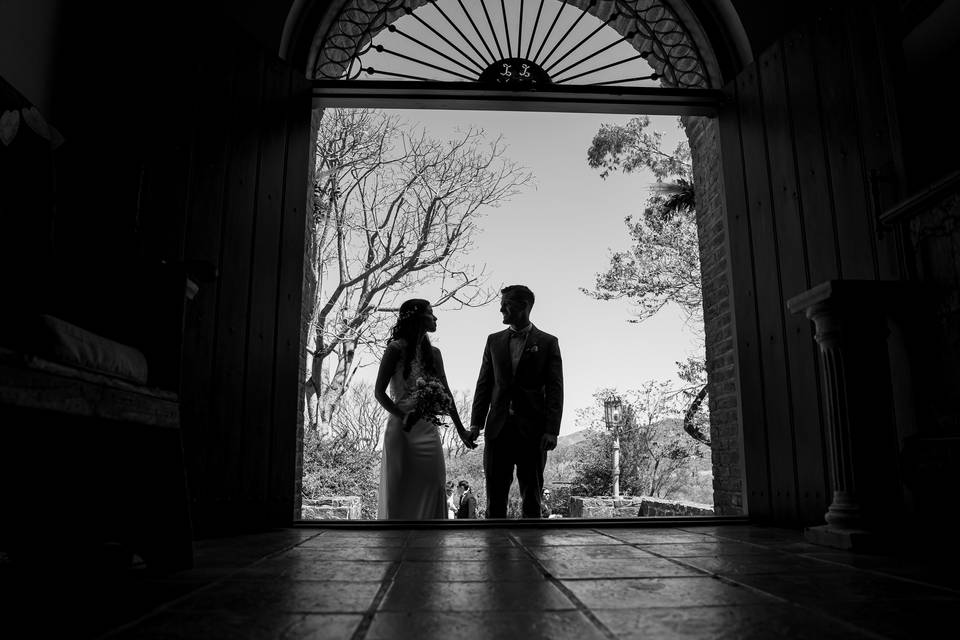 Pareja en la entrada
